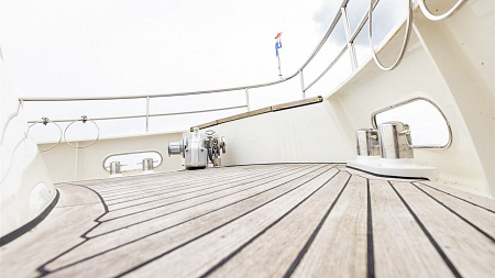 Яхта Privateer Trawler 50